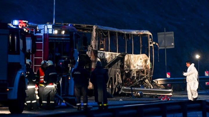 Τραγωδία στη Βουλγαρία: 46 νεκροί – μεταξύ τους 12 παιδιά- από φωτιά σε λεωφορείο