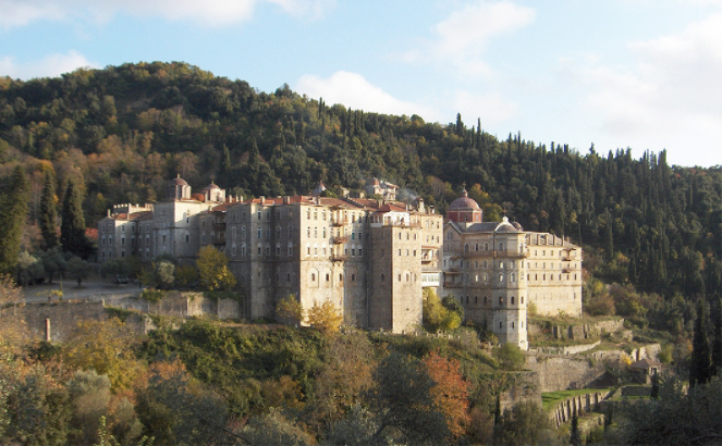 Правителството отпуска пари за довършване ремонта на Зографския манастир