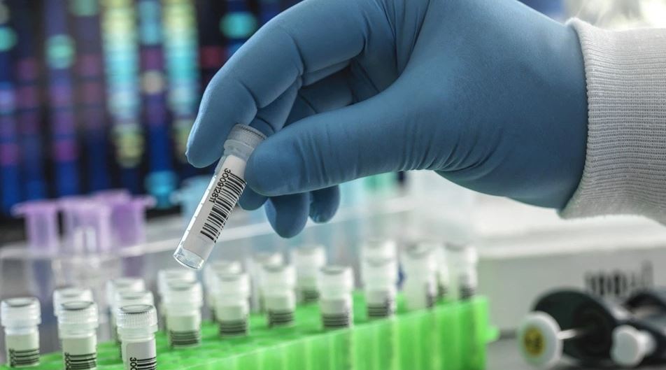 Άρχισε η χορήγηση μονοκλωνικών