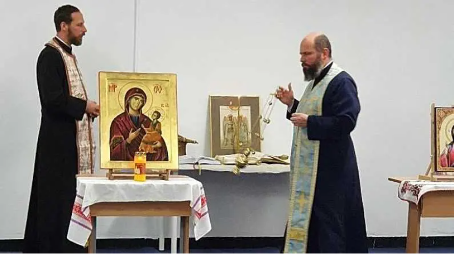 27 de ani de educație creștin-ortodoxă: A fost sfințită capela Liceului Pedagogic Ortodox „Anastasia Popescu”