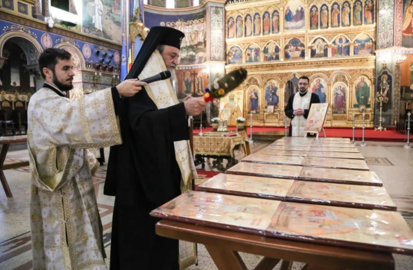 Μια εικόνα του Αγίου Ανδρέα Σαγκούνα σε κάθε ενορία