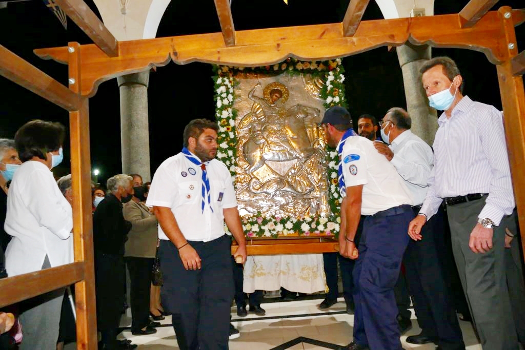 Λιτάνευσαν στο Παραλίμνι τον Άγιο Γεώργιο (ΦΩΤΟ)