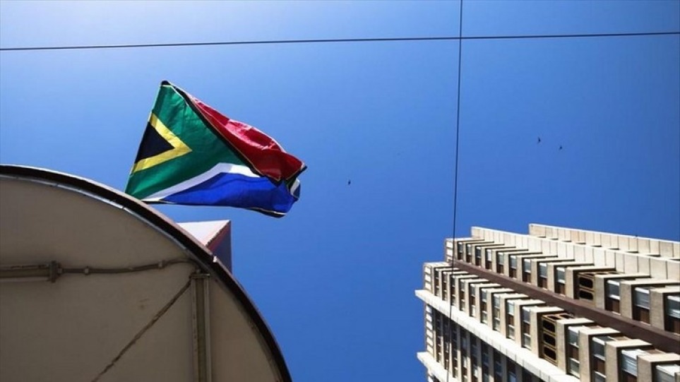 Η Νότια Αφρική λέει ότι τιμωρείται για τον εντοπισμό της παραλλαγής Όμικρον