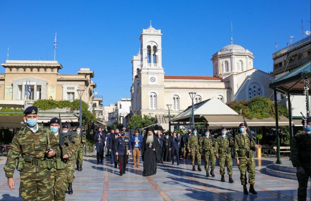 Η εορτή των Ενόπλων Δυνάμεων στη Λαμία