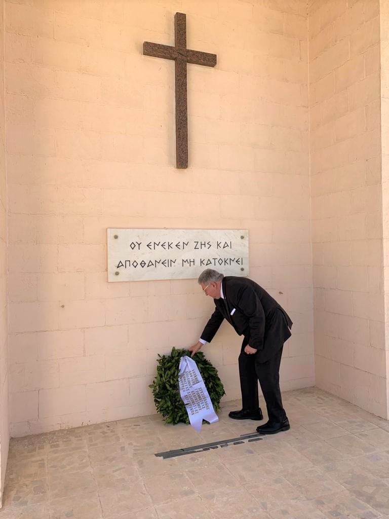 Φόρος τιμής στους νεκρούς ήρωες του Ελ Αλαμέιν