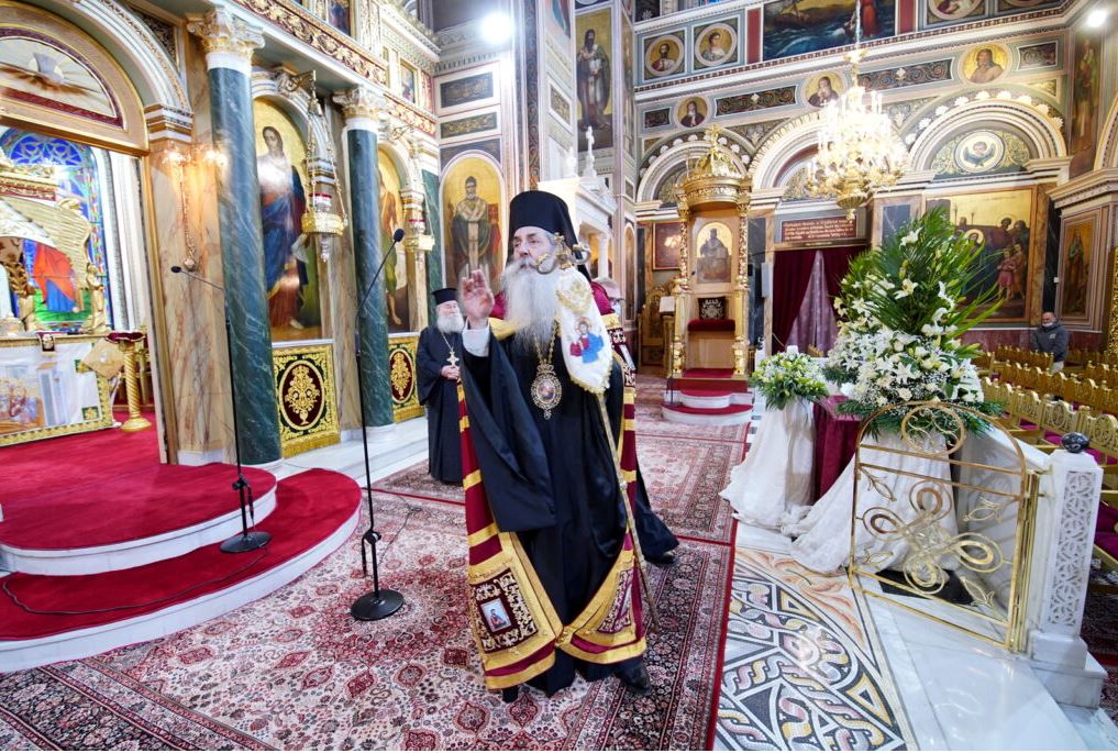 Μητροπολίτης Πειραιώς: «Χριστούγεννα σημαίνει να ανοίξουμε τον εαυτό μας για να γεννηθεί ο Χριστός στην καρδιά μας»