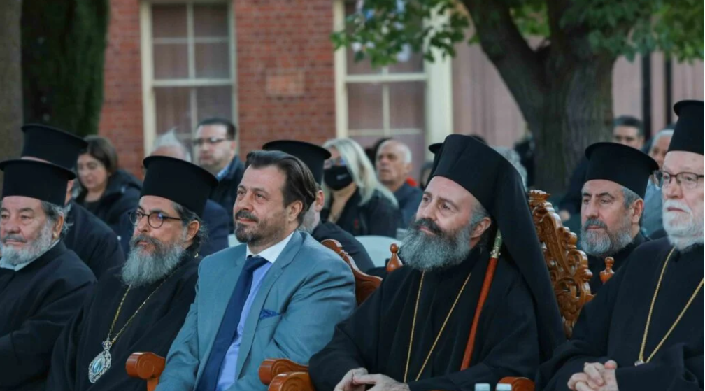 Overwhelming response for ‘Christmas Kalanda 2021’ at Axion Esti monastery in Northcote