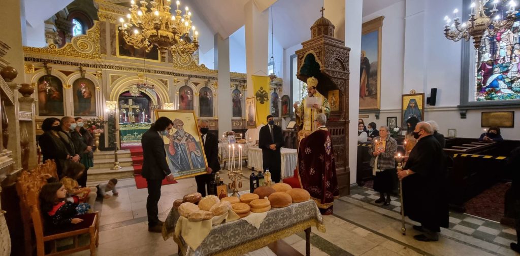 Ο Επίσκοπος Κλαυδιουπόλεως στο Μάντσεστερ