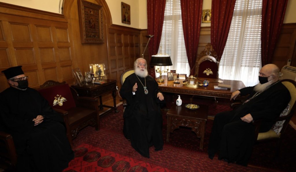 البابا ثيودروس يزور رئيس أساقفة اليونان