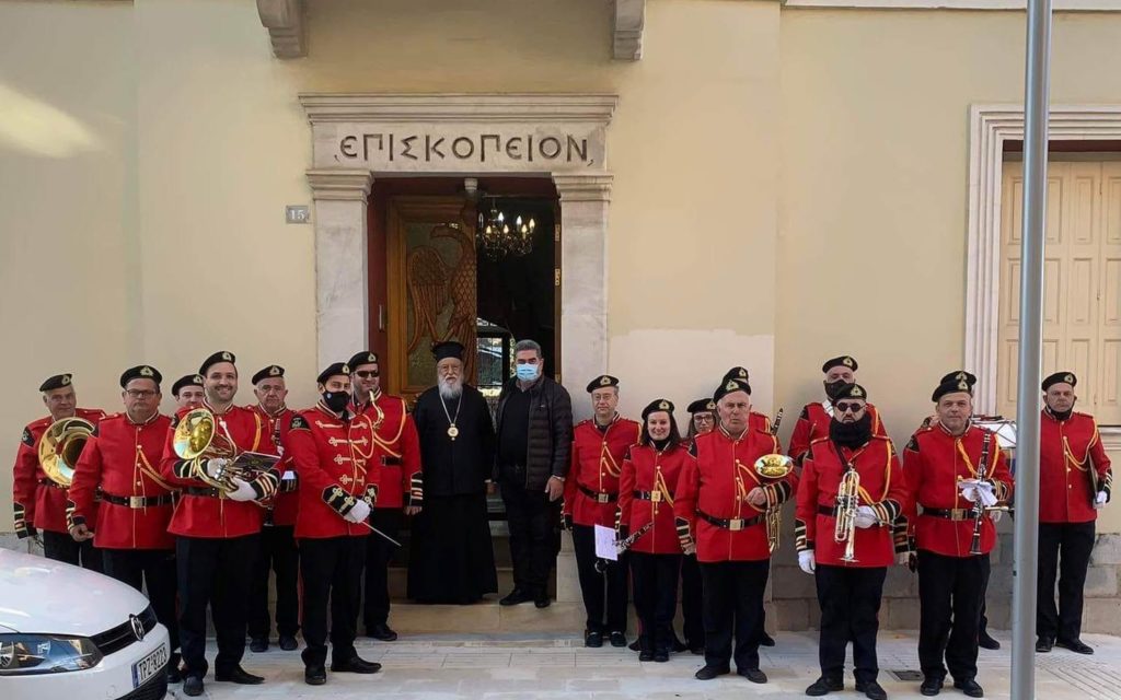 Τα κάλαντα έψαλλαν στον Μητροπολίτη Μαντινείας