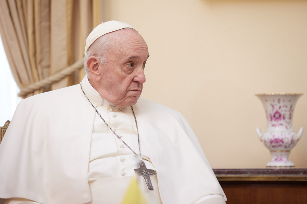 Папа Римский просил прощения у Архиепископа Афин за ошибки, совершенные католиками