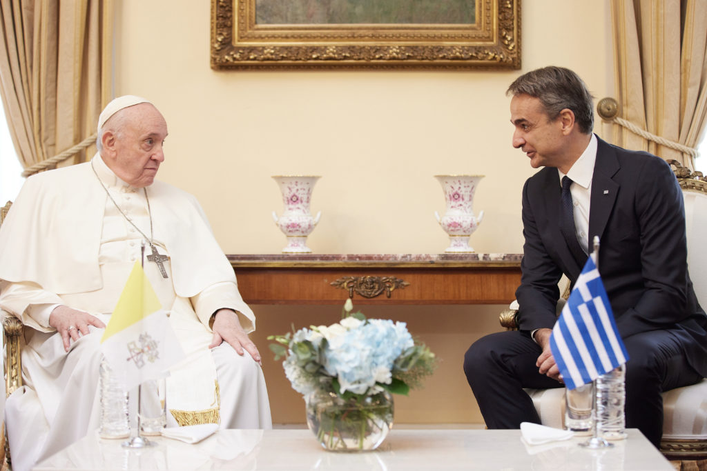 Папа Римский встретился с премьер-министром Греции
