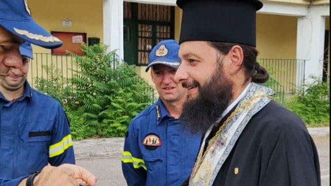 კორონავირუსის გართულებით გარდაიცვალა ბერძენი არქიმანდრიტი ნიკოლოზი