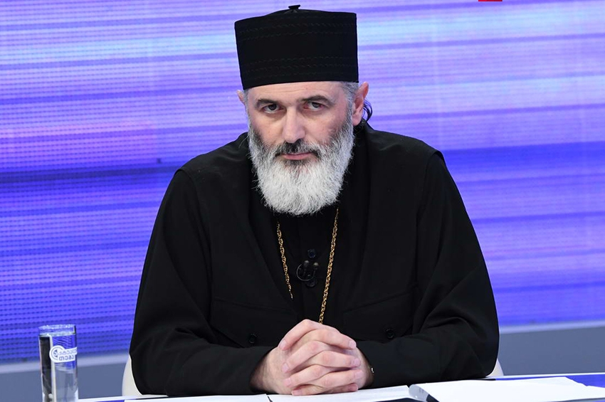 საპატრიარქოსთან გამართული ანტივაქსერული აქციის მოთხოვნა გაუგებარია – დეკ. ანდრია ჯაღმაიძე