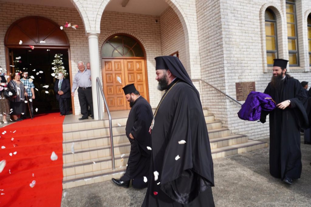 Σύδνεϋ: Ο Επίσκοπος Χαριουπόλεως στην Ενορία Αγίων Ραφαήλ, Νικολάου και Ειρήνης