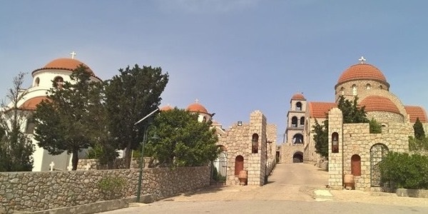 Η μνήμη του Αγίου Σάββα του ηγιασμένου στη Μονή που έχτισε ο Όσιος Σάββας ο νέος