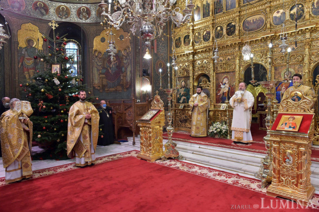 Patriarhul României și-a sărbătorit sfântul ocrotitor