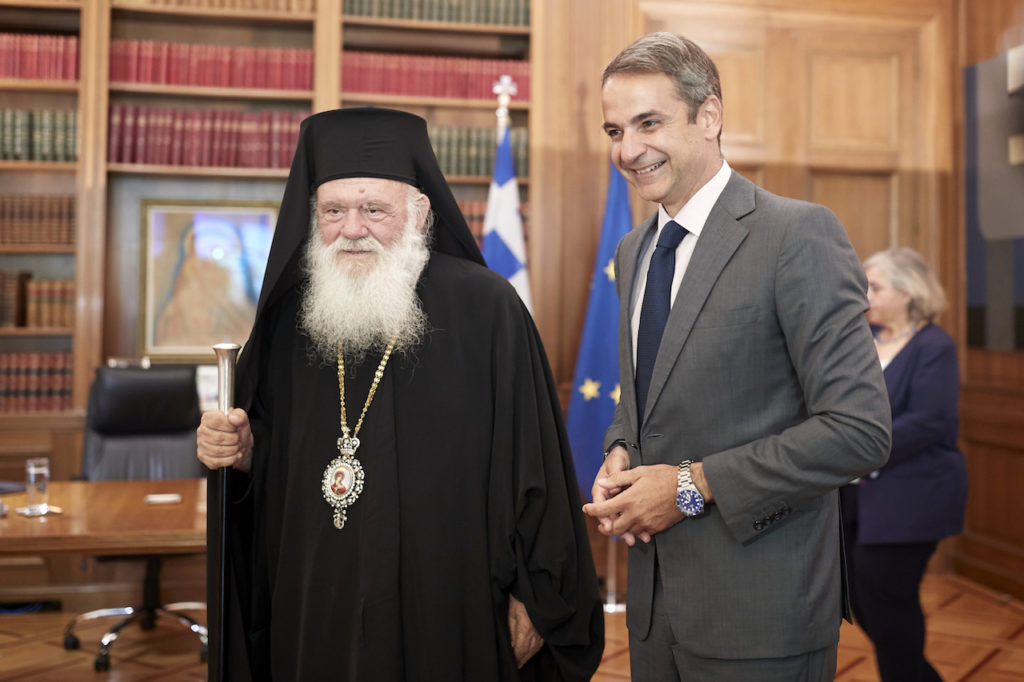 Greek PM’s presence at Monday’s Church of Greece Holy Synod session deemed ‘historic’