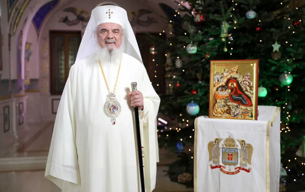 Church vols hand out gifts to more than 1,900 children of at-risk families in Bucharest