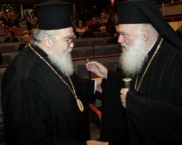 Metropolitan of Dodoni Chrysostomos calls for Church of Greece Holy Synod to examine issue of obligatory vaccination for clerics