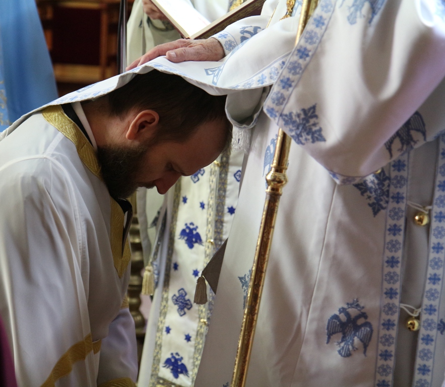 Χειροτονία νέου ιεροδιάκονου στον Άγιο Δονάτο Παραμυθιάς