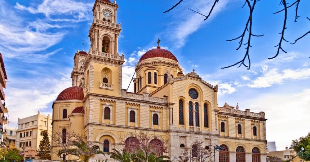 Заради COVID-19: Допускът за интронизацията на новия Критски Архиепископ – само със специална покана