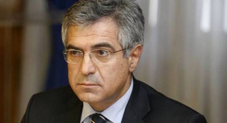 Οι λευκές επιταγές της Κυβέρνησης σε τράπεζες και fund «κόκκινων» δανείων