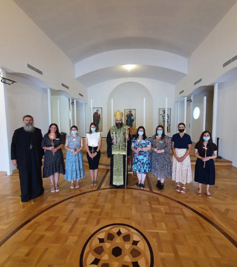 ST SAVA COLLEGE: HIS GRACE BISHOP SILUAN BEGAN STAFF DEVELOPMENT WEEK WITH PRAYERS