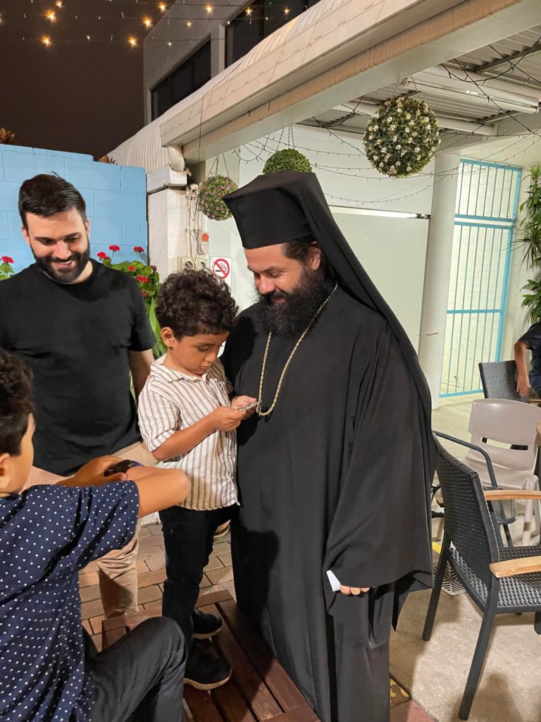 Queensland: Οι πρώτες εκδηλώσεις αγάπης στον Επίσκοπο Μελόης