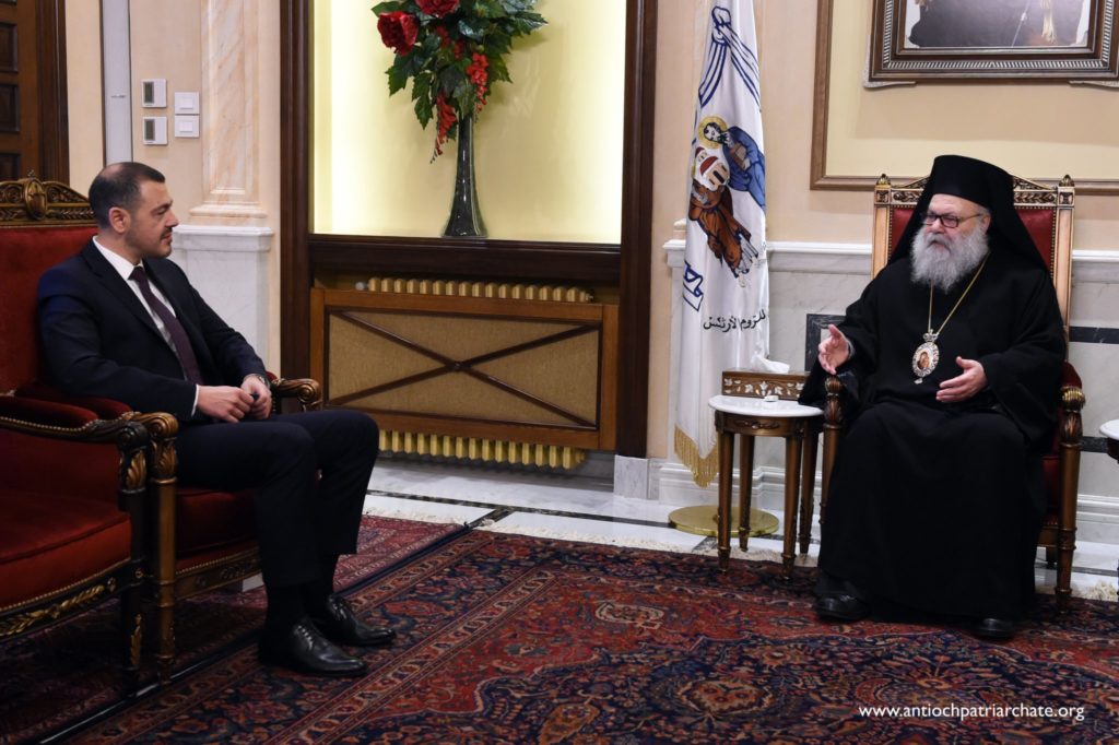 البطريرك يوحنا العاشر يستقبل سفير صربيا في سوريا السفير رادوفان ستويانوفيتش في الدار البطريركية بدمشق.