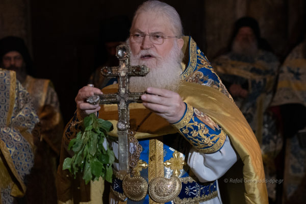 ვატოპედის მონასტერში ნათლისღების დღესასწაული აღნიშნეს [ფოტო]