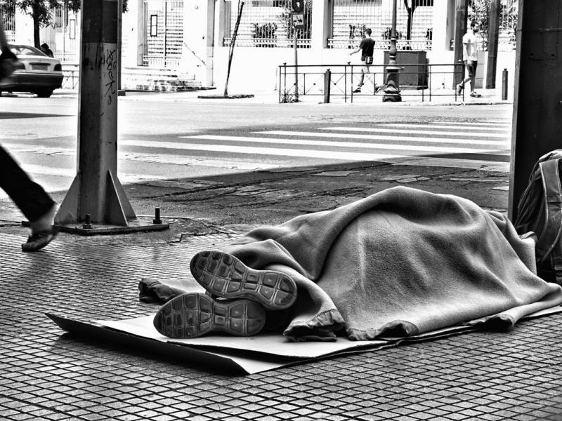 Δήμος Αθηναίων: Πώς μπορούν να βοηθηθούν οι άστεγοι