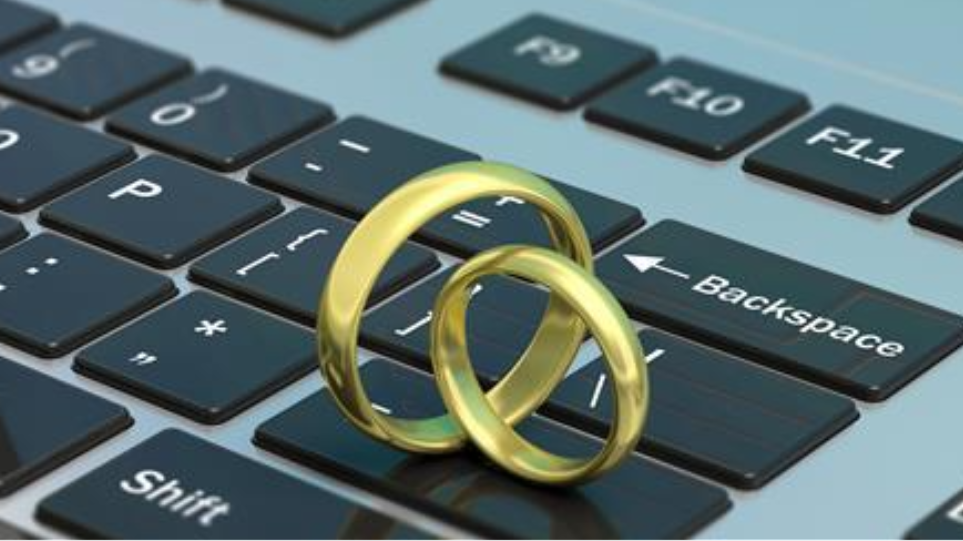 “Και έσονται οι δύο εις σάρκα μίαν˙” – Τι σημαίνει το άυλο διαζύγιο: Μπορεί να γίνει πνευματική λύση γάμου μέσω υπολογιστή;