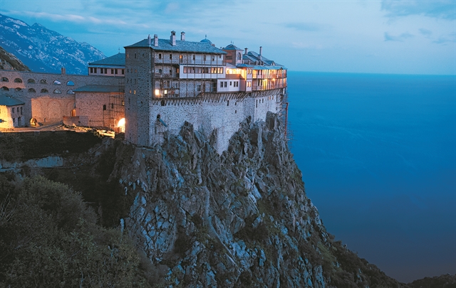 To Άγιο Όρος στην εικονική πραγματικότητα χάρη στο MIT