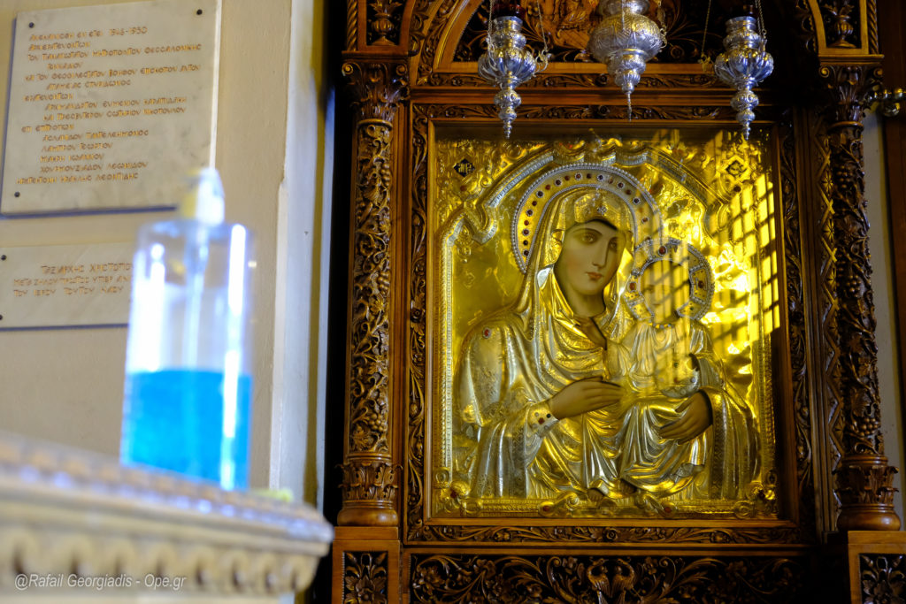 Μερική άρση μέτρων από σήμερα – Τι ισχύει για τις εκκλησίες