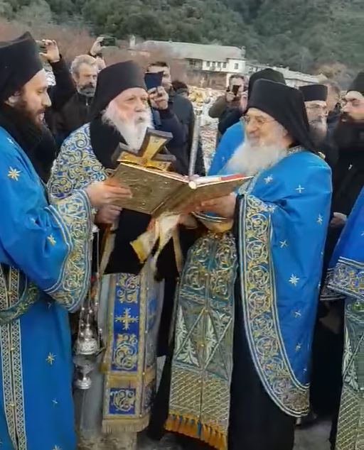 Θεοφάνεια στον αρσανά της Ιεράς Μονής Ξενοφώντος