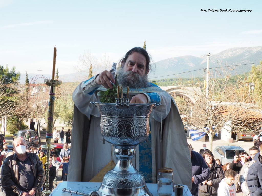 Θεοφάνεια στην Ιερά Μονή Αγίων Νηπίων Οινόης Αττικής με τον π. Ευάγγελο Παπανικολάου