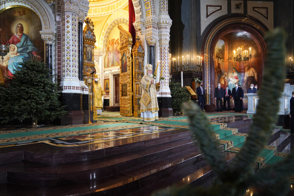 Χριστούγεννα στη Μόσχα με Πατριαρχική Θεία Λειτουργία
