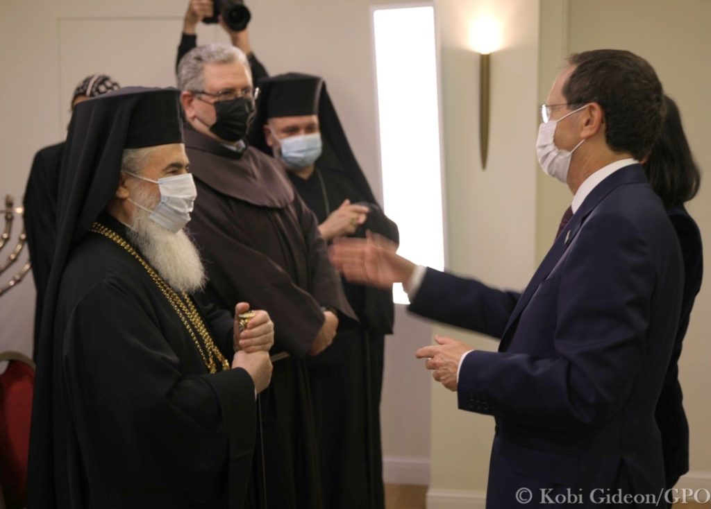 Ο Πρόεδρος του Ισραήλ ενημερώθηκε για τις επιθέσεις εναντίον των Χριστιανών