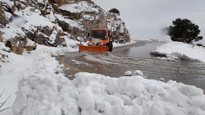 Στον κλοιό του “Διομήδη” η χώρα