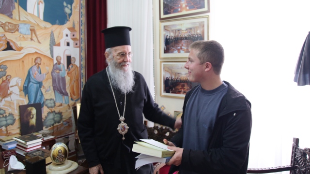 Συνάντηση Μητροπολίτη Ναυπάκτου με τον διακριθέντα μαθητή Κωνσταντίνο Μαλιάρη