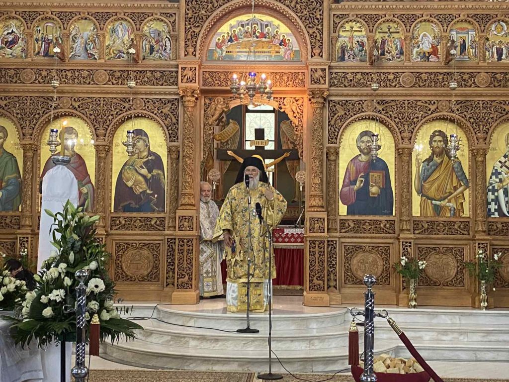 Ο Μητροπολίτης Κερκύρας Νεκτάριος στον Ιερό Ναό Αγίων Αναργύρων Ηλιούπολης