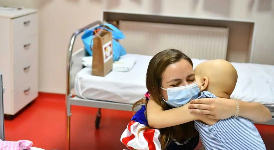 Ziua Internațională a Copilului Bolnav de Cancer: Mâinile unite oferă sprijin și speranță de viață