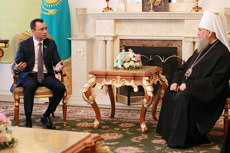 Состоялась встреча митрополита Астанайского и Казахстанского Александра и председателя Сената Парламента Республики Казахстан М.С. Ашимбаева
