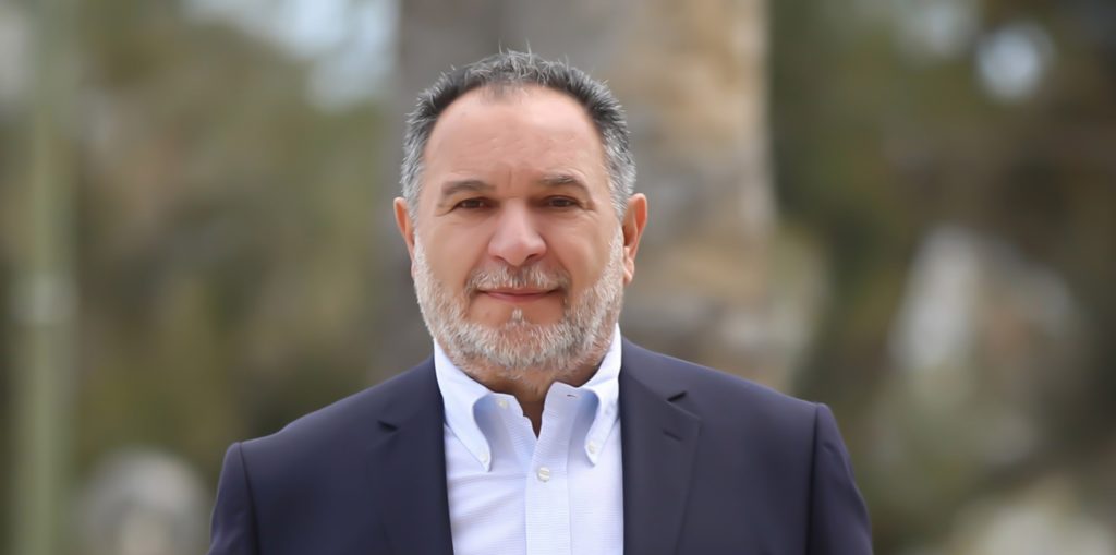 Ευχές του προέδρου της ΠΕΔ Γιάννη Κουράκη στον νέο Αρχιεπίσκοπο Κρήτης