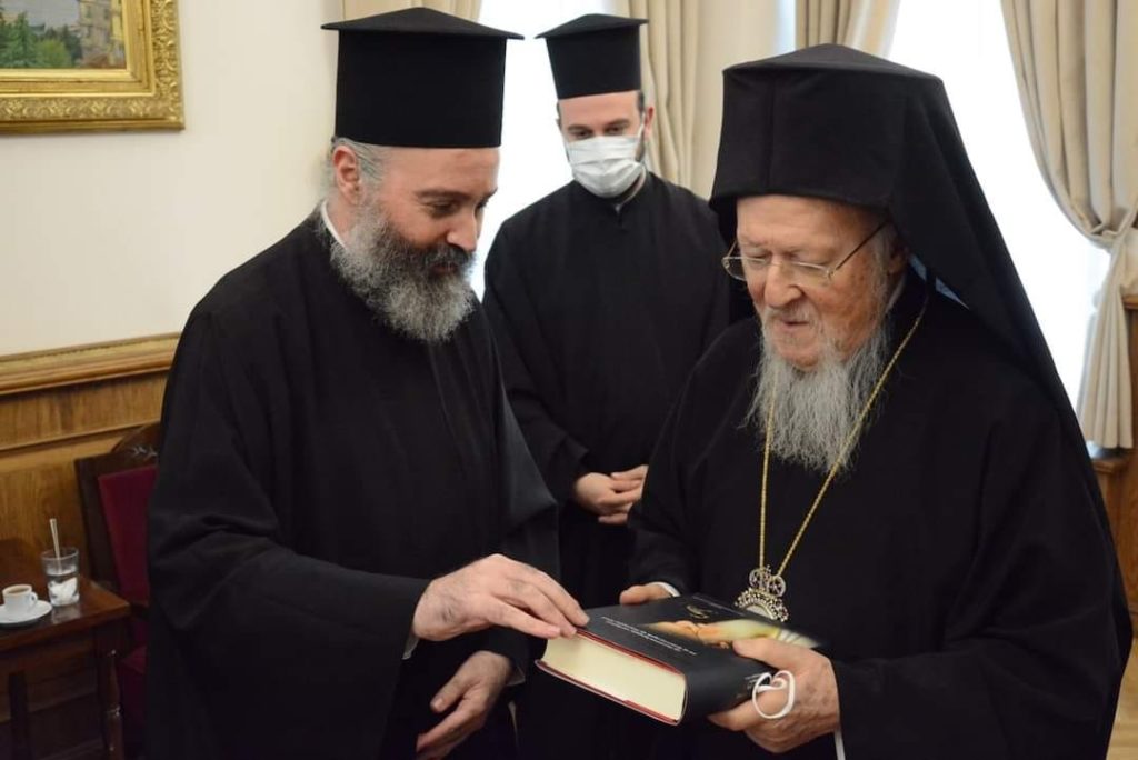 البطريرك المسكوني يستقبل رئيس اساقفة استراليا وعدد من الاساقفة