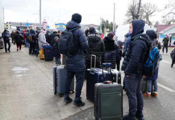 Επισκοπή Μαραμούρες: Επισιτιστική και πνευματική βοήθεια σε Ουκρανούς πρόσφυγες