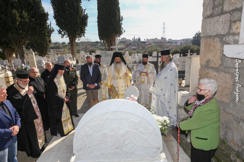 Μητροπολίτης Φθιώτιδος: «Τα μνημόσυνα είναι η νίκη της αγάπης πάνω στο θάνατο»