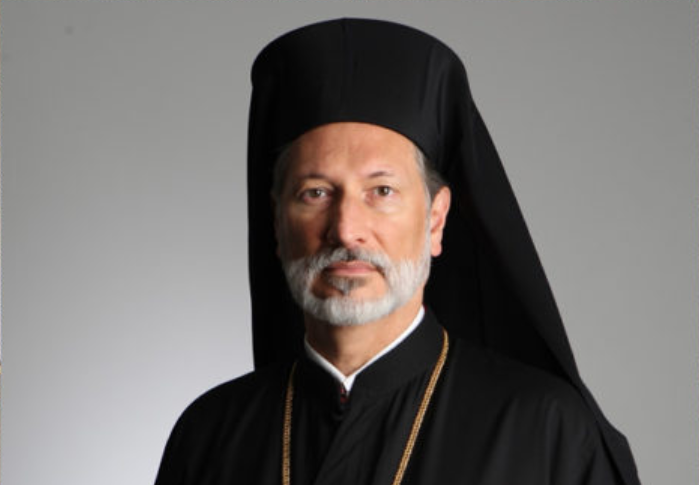 Επίσκοπος καλεί τις ΗΠΑ να επιβάλλουν κυρώσεις στην Πρίστινα
