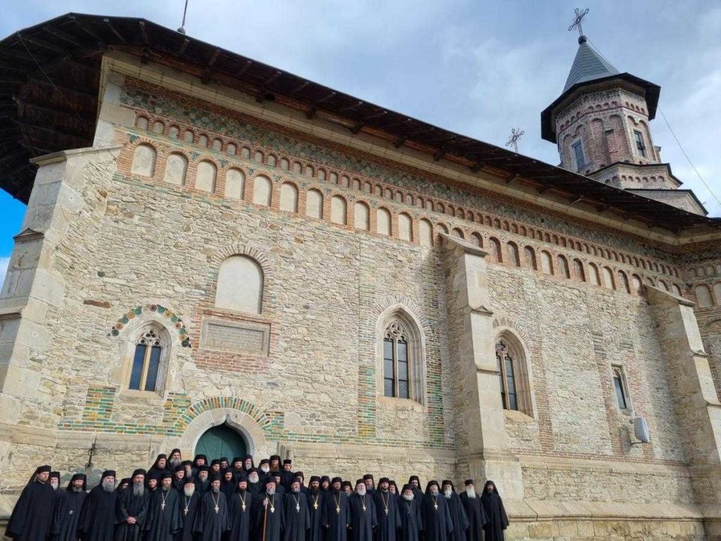 Sinaxă la Neamț: Urmașii Sfântului Paisie pregătesc aniversarea a 300 de ani de la nașterea sa